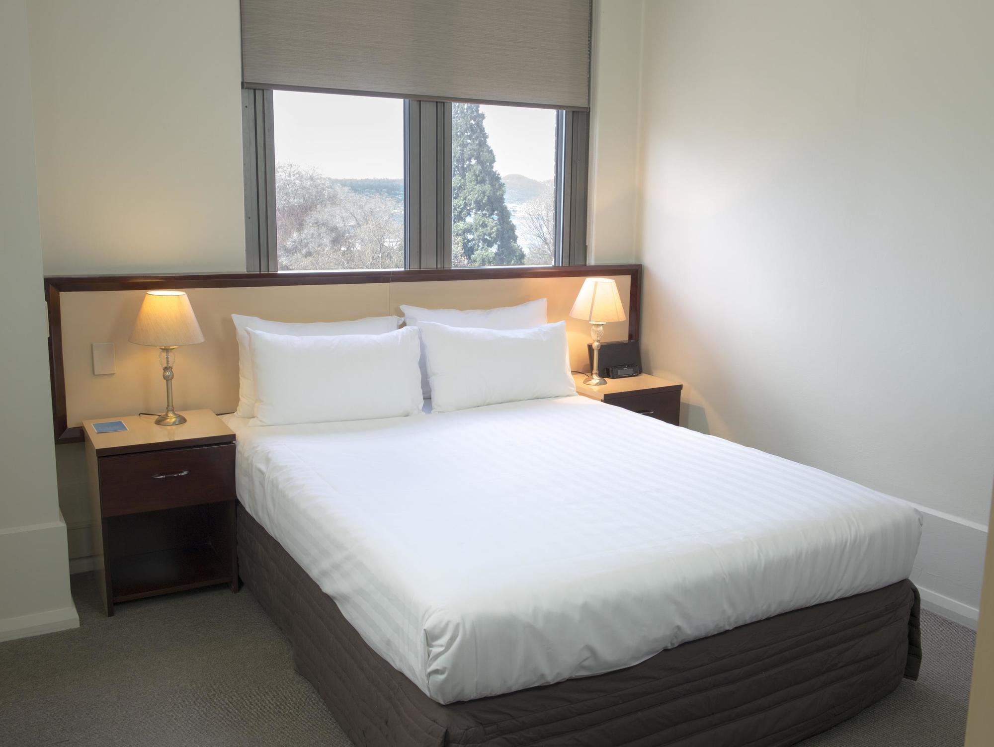 Mantra One Sandy Bay Road Хобарт Экстерьер фото