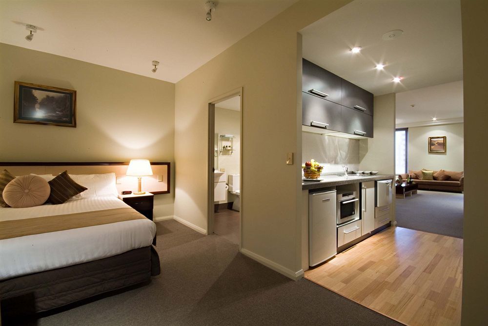 Mantra One Sandy Bay Road Хобарт Номер фото