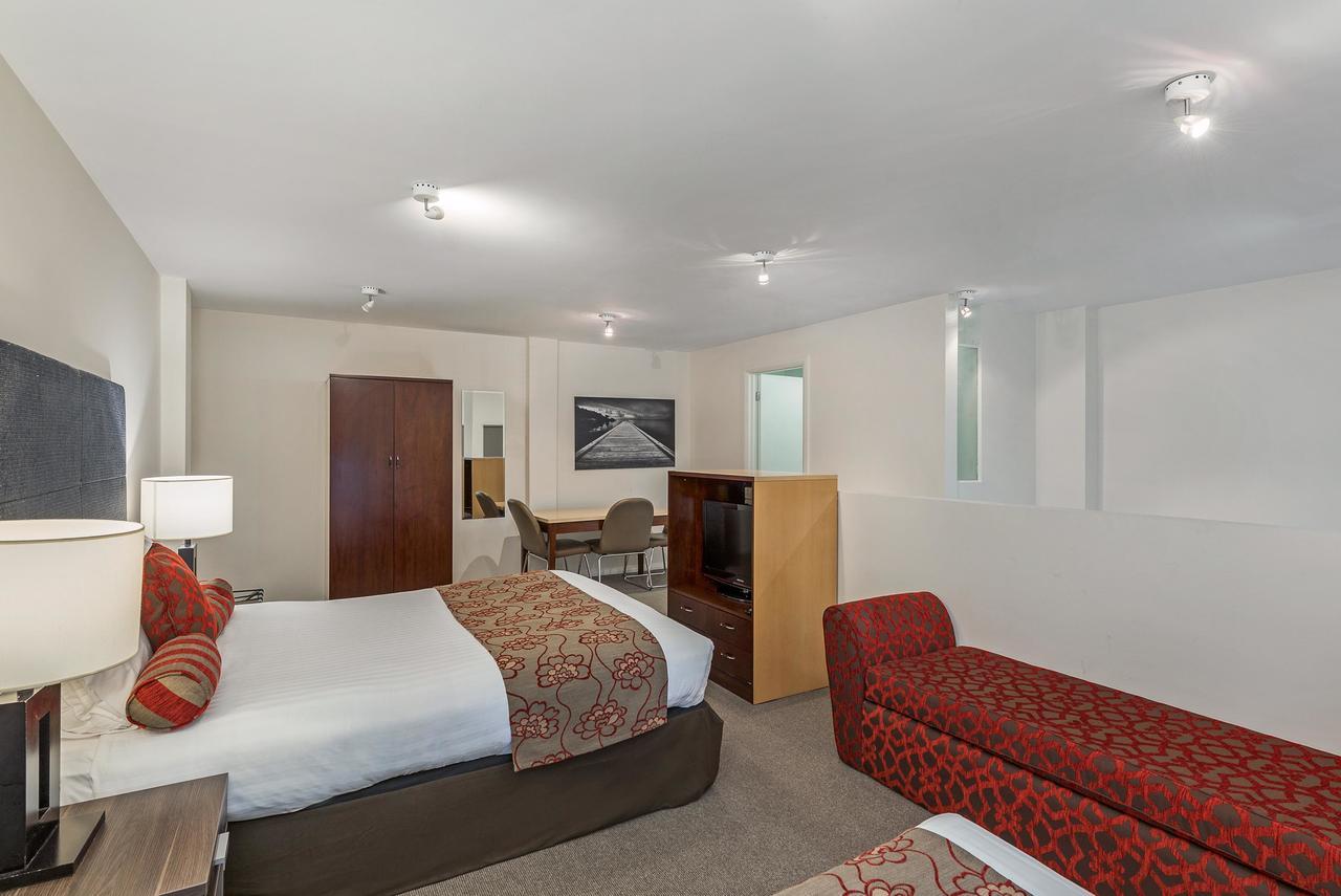 Mantra One Sandy Bay Road Хобарт Экстерьер фото